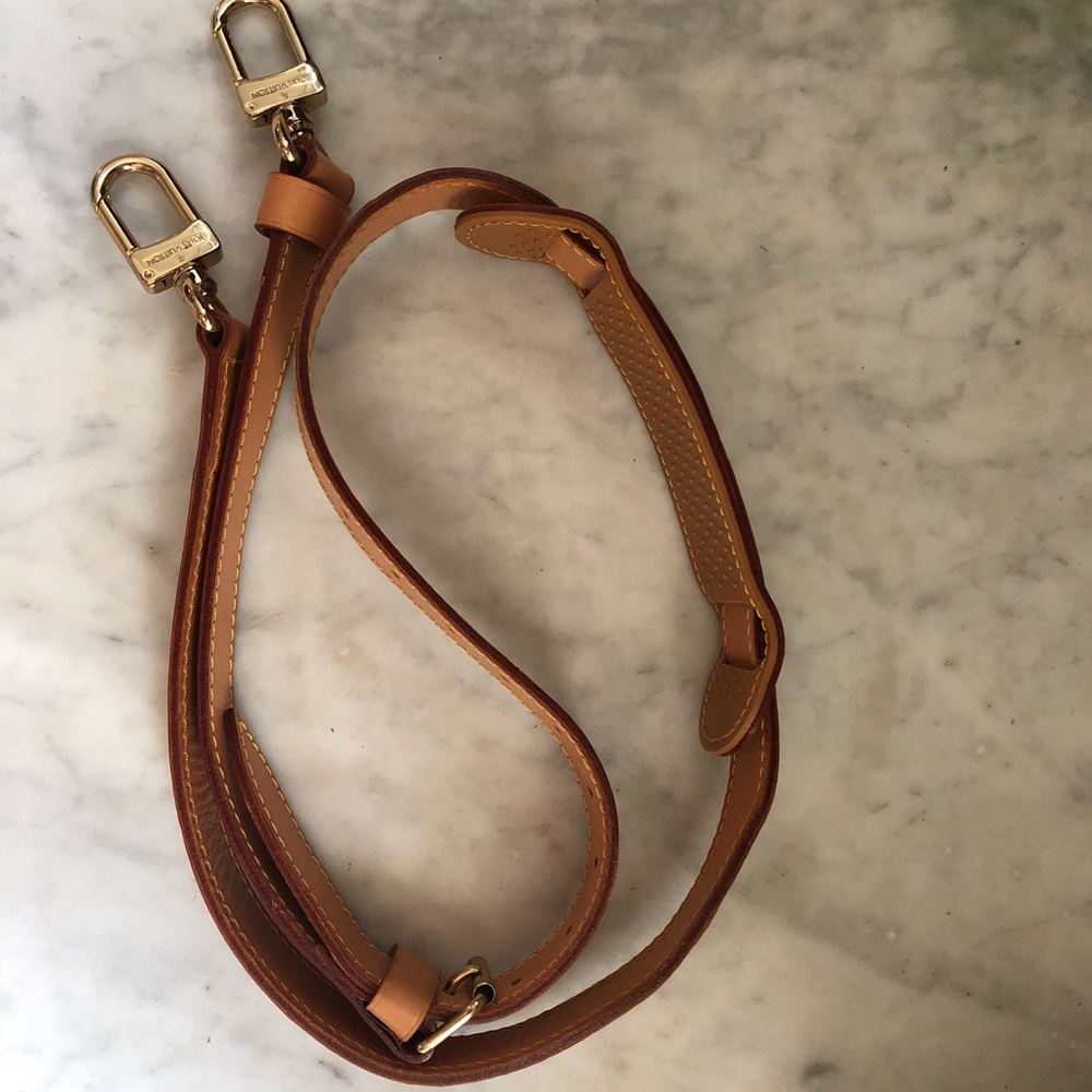 Louis Vuitton Adjustable Vachetta Strap